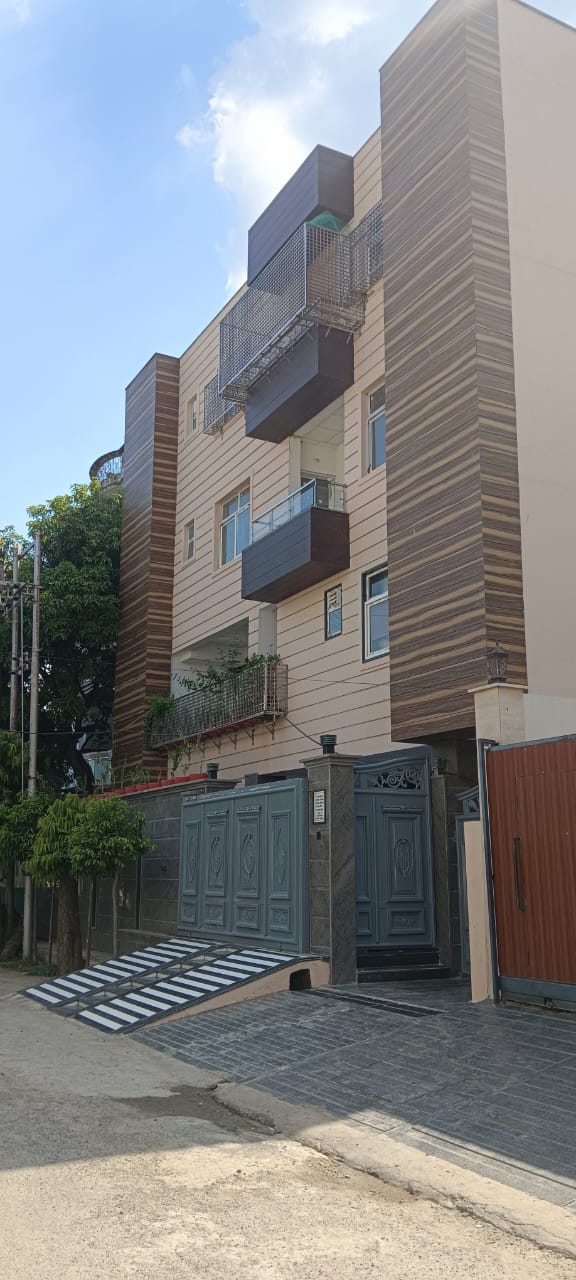 5 BHK Independent House For Sale in Vinay Khand 4