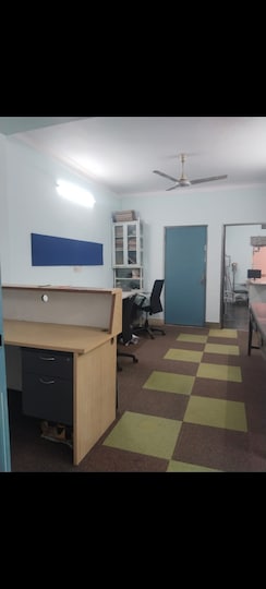 Office Space For Sale in Builder Floor 