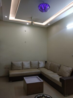 Living Room in 1.5 BHK Independent House at Gomti Nagar – for Rent