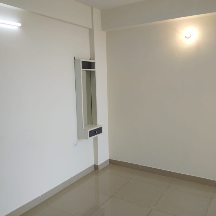 Room, avl-36-gurgaon 2 Bedroom 606 Sq.Ft. Apartment In Sector 36a Gurgaon 9305045