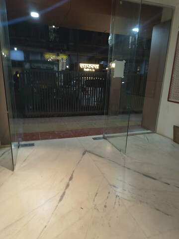 Staircase in 1.5 BHK Apartment at Ghatkopar East – for Rent