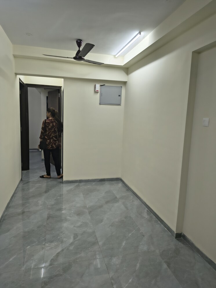 undefined, ghatkopar east 1.5 Bedroom 530 Sq.Ft. Apartment In Ghatkopar East Mumbai 9305050