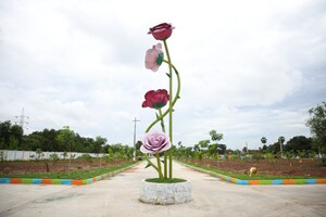  Plot – Garden View at Jammu Narayanapuram - for Sale