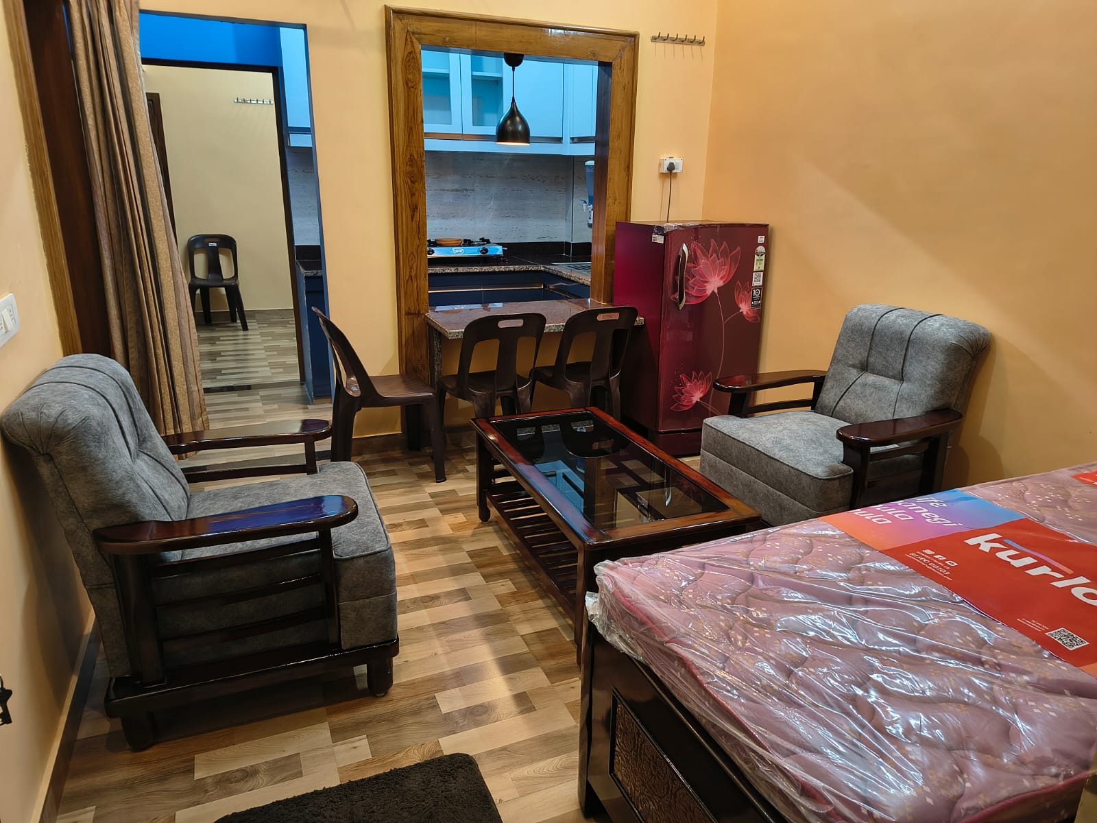 1.5 BHK + Extra Room Independent House For Rent in Gomti Nagar