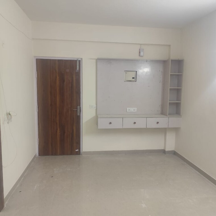 Room, adani-aangan-arcade 1 Bedroom 400 Sq.Ft. Apartment In Sector 88a Gurgaon 9305070