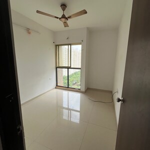 Room in 2 BHK Apartment at Lodha Palava Downtown Dombivli East, Taloja Bypass Road – for Rent