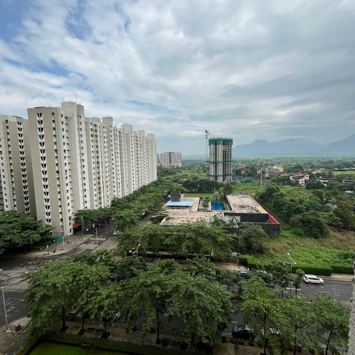 2 BHK Apartment For Rent in Lodha Palava Downtown Dombivli East