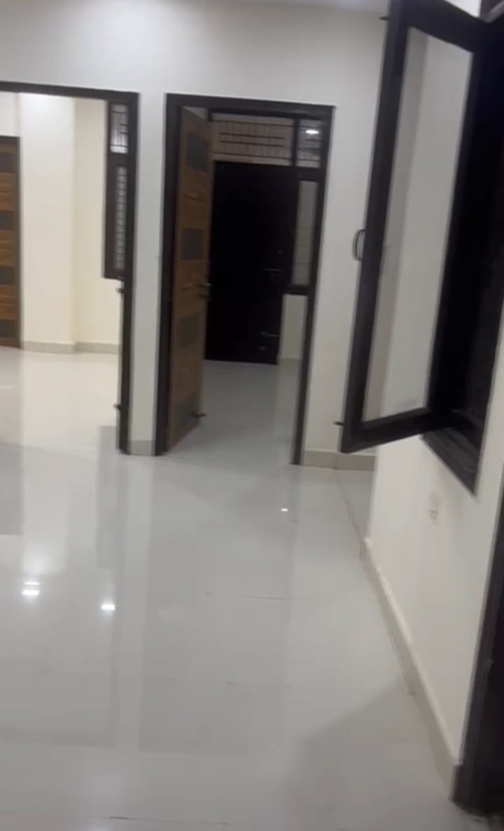 2 BHK + Extra Room Builder Floor For Sale in Lucky The Palm Valley