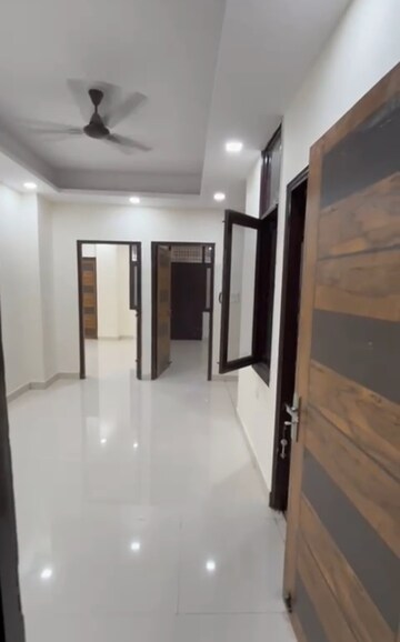 Room in 2 BHK Builder Floor at Lucky The Palm Valley, Sector 1 Greater Noida – for Sale