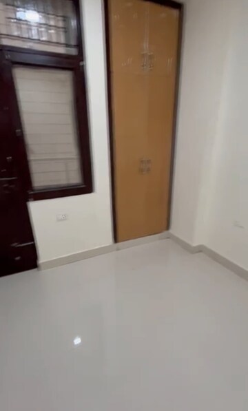 Room in 2 BHK Builder Floor at Lucky The Palm Valley, Sector 1 Greater Noida – for Sale