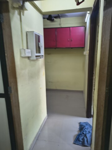 Bedroom in 1 BHK Apartment at Kurla West – for Rent