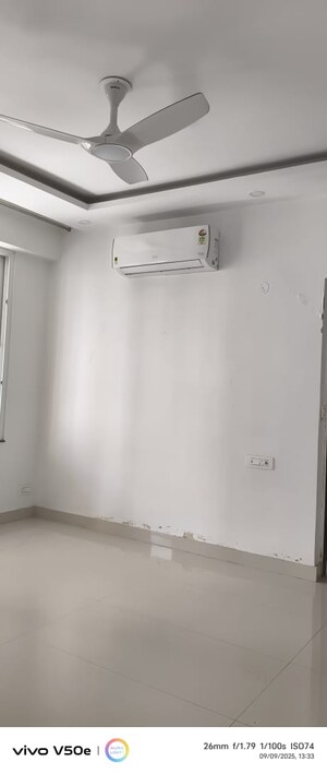 Room in 3.5 BHK Builder Floor at Orchid Island, Sector 51 – for Rent