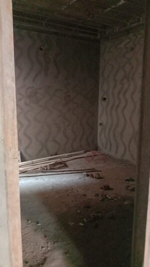 Bathroom in 3 BHK Builder Floor at Mahindra Enclave – for Sale