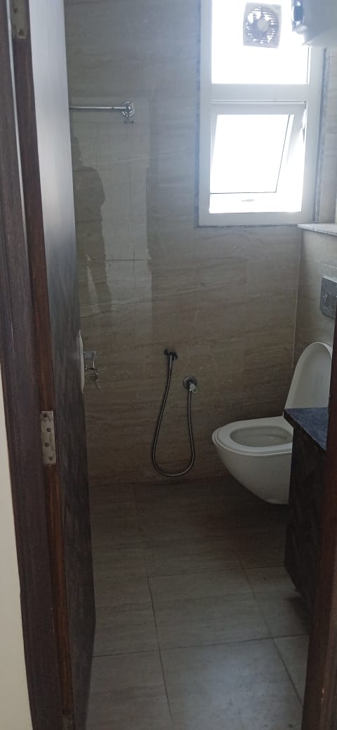 3.5 BHK + Study Room Apartment For Rent in Abhinandan CGHS