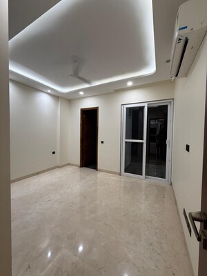 Room in 3 BHK Builder Floor at Kalkaji – for Sale