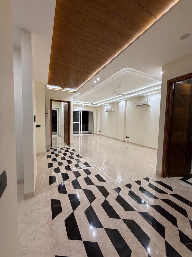 Cover Image, kalkaji 3 Bedroom 2000 Sq.Ft. Builder Floor In Kalkaji Delhi 9305130