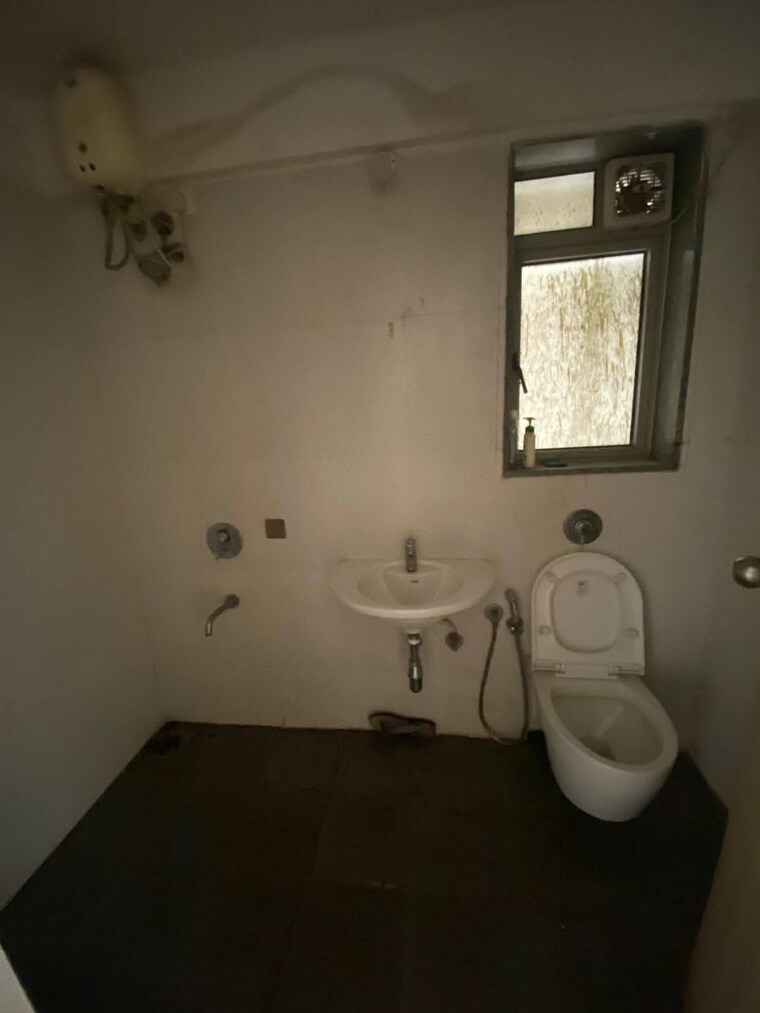 Bathroom, casa-rio-viva 2 Bedroom 638 Sq.Ft. Apartment In Dombivli East Thane 9305137