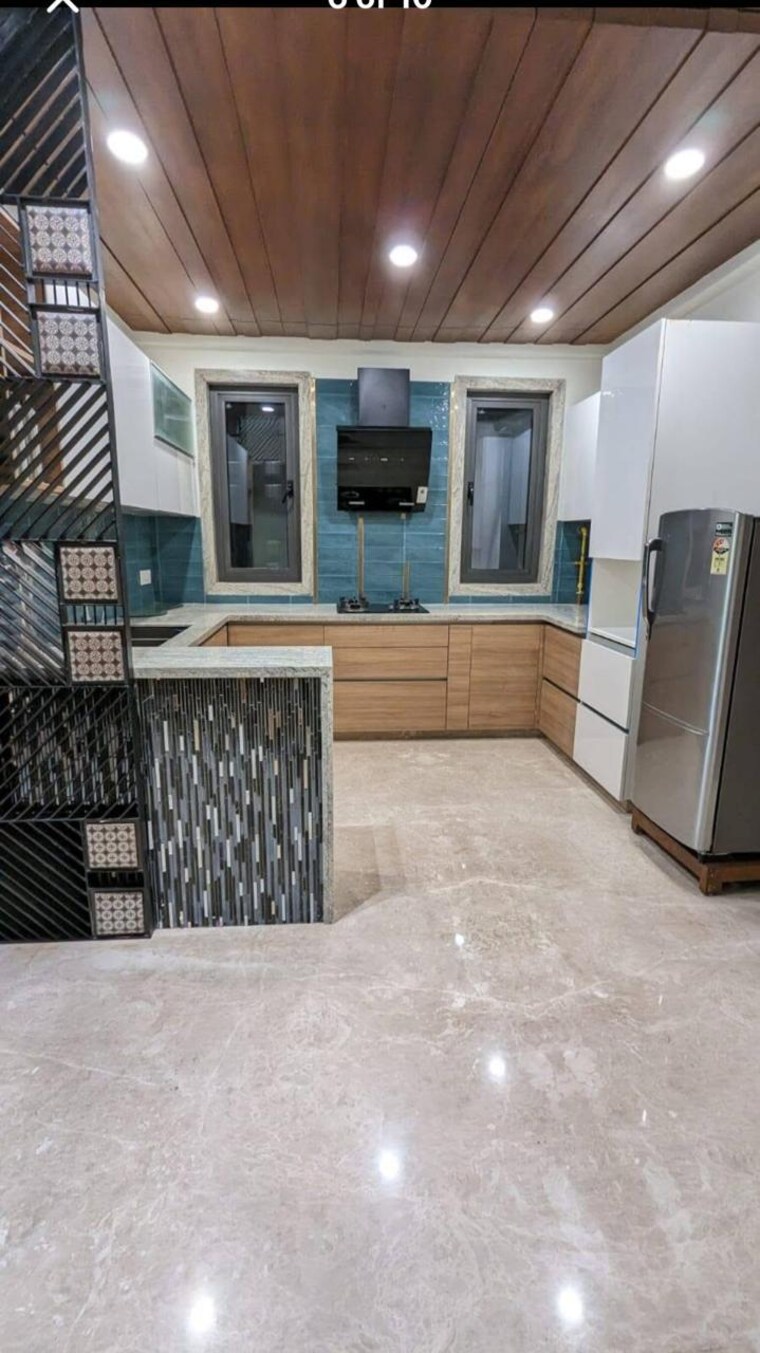 Kitchen, kalkaji 3 Bedroom 2000 Sq.Ft. Builder Floor In Kalkaji Delhi 9305143