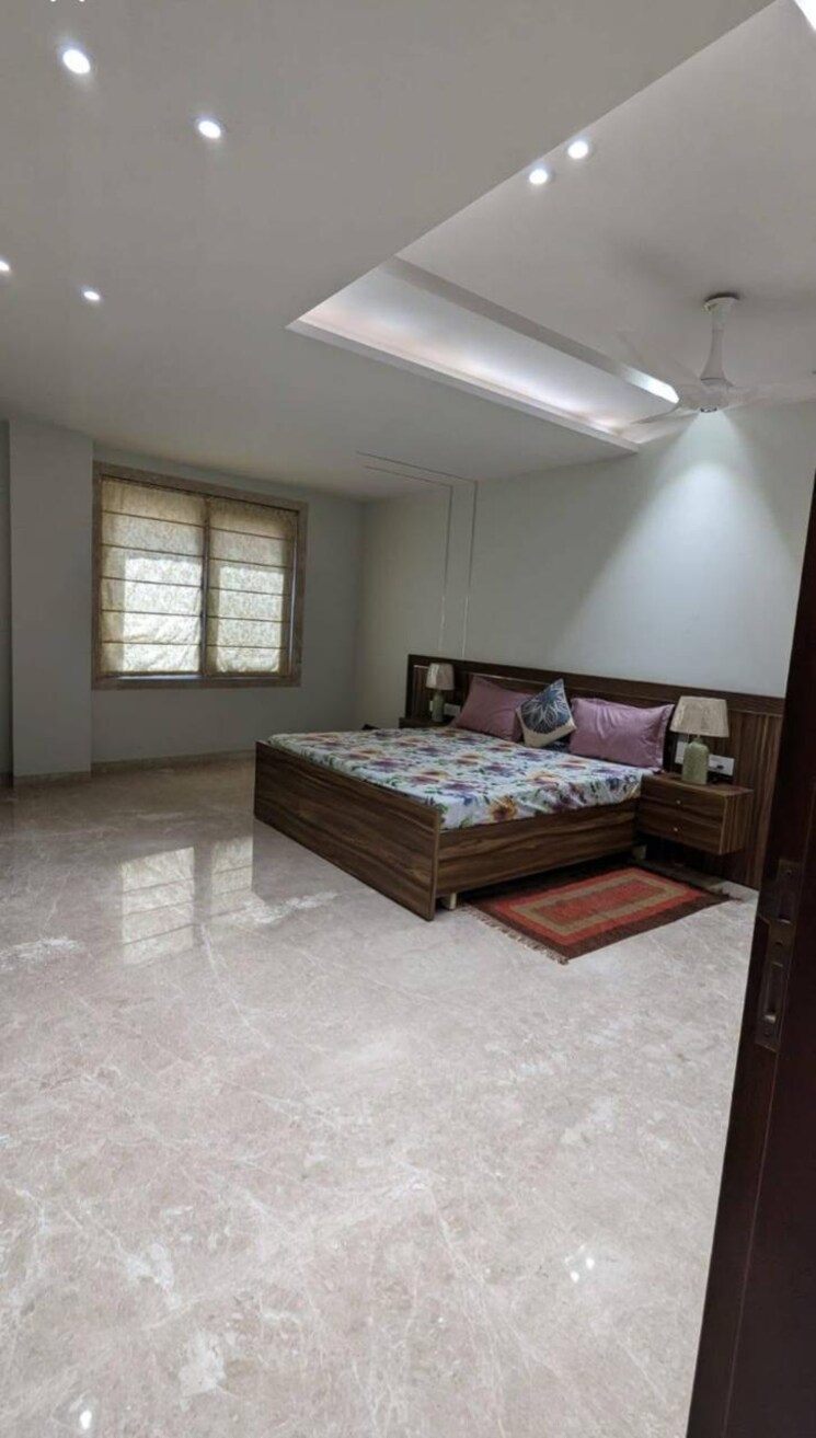 Bedroom, kalkaji 3 Bedroom 2000 Sq.Ft. Builder Floor In Kalkaji Delhi 9305143