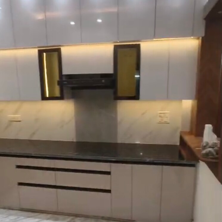 Kitchen, kavi nagar 3 Bedroom 115 Sq.Yd. Builder Floor In Kavi Nagar Ghaziabad 9305159