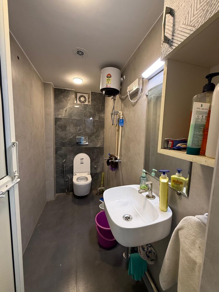 Other, chittaranjan park 1 Bedroom 1000 Sq.Ft. Builder Floor In Chittaranjan Park Delhi 9305161