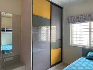 Room in 2 BHK Apartment at Prestige High Fields, Gachibowli – for Rent