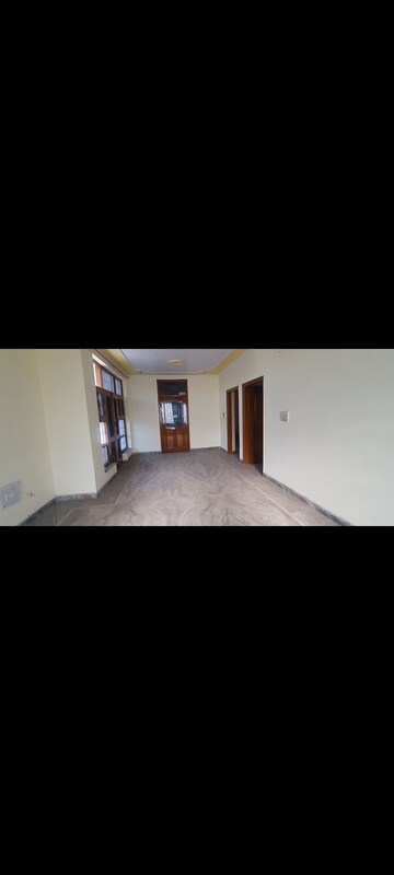 Bedroom in 2.5 BHK Independent House at Sector 8 – for Rent