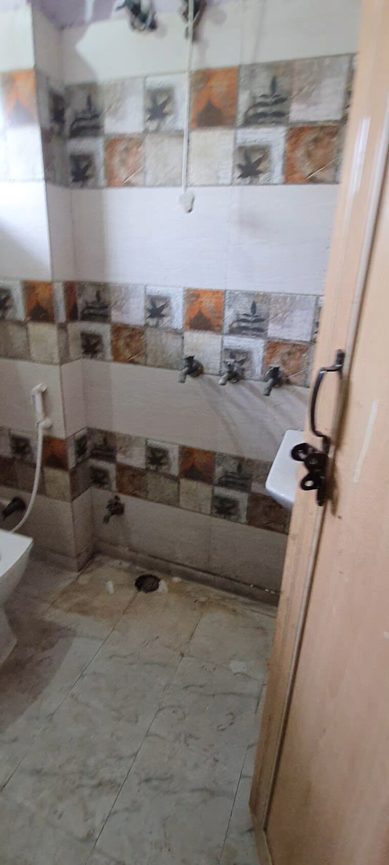Bathroom, sector 8 2.5 Bedroom 160 Sq.Ft. Independent House In Sector 8 Faridabad 9305182