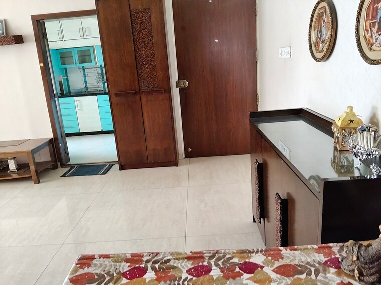 undefined, sterling-brunton 3 Bedroom 1700 Sq.Ft. Apartment In Mg Road Bangalore 9305185