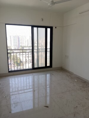 Room in 2 BHK Apartment at Oxford Navrang Navkar, Goregaon West – for Rent