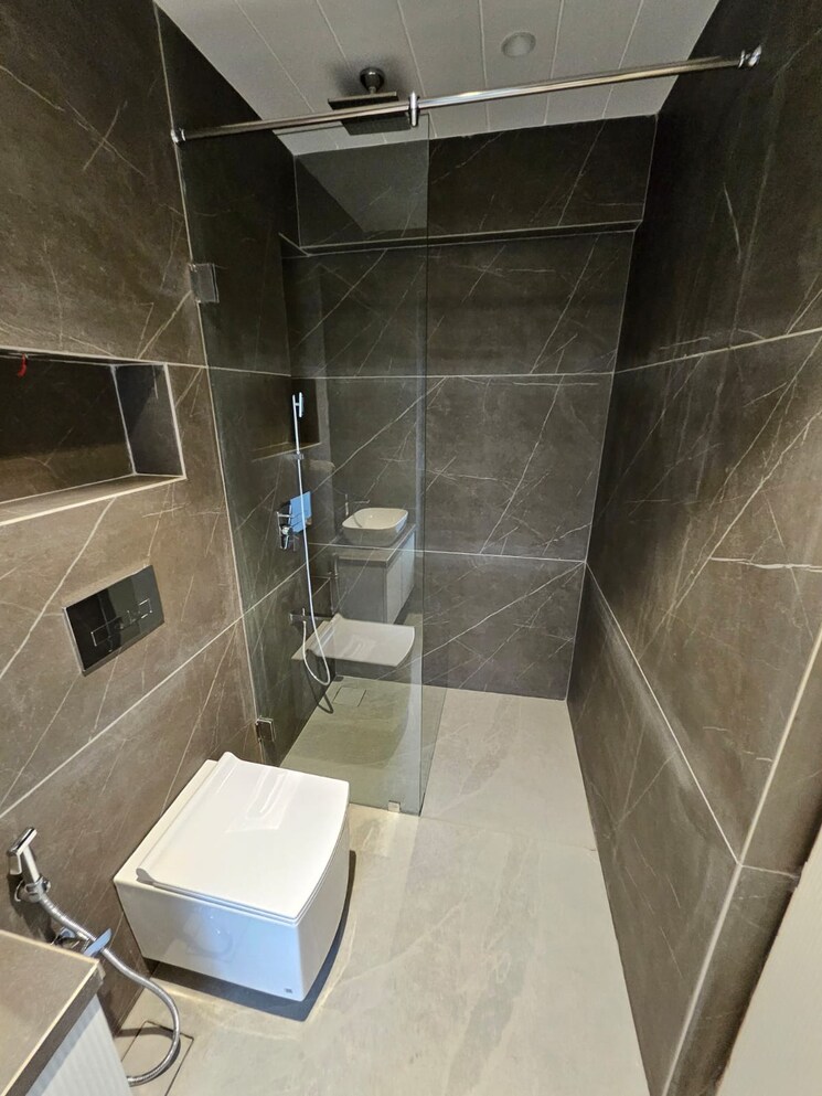 Bathroom, pebbles-marina 2 Bedroom 785 Sq.Ft. Apartment In Santacruz West Mumbai 9305220