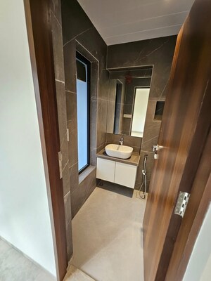 Bathroom in 2 BHK Apartment at Pebbles Marina, Santacruz West – for Sale