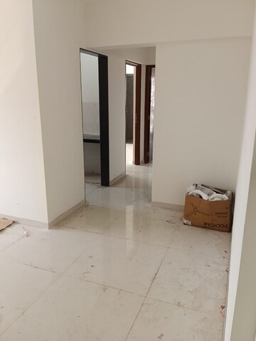 Room in 2 BHK Apartment at Oxford Navrang Navkar, Goregaon West – for Rent