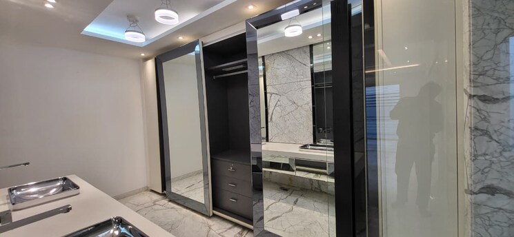 Bathroom, panchsheel park 4 Bedroom 4000 Sq.Ft. Builder Floor In Panchsheel Park Delhi 9305226