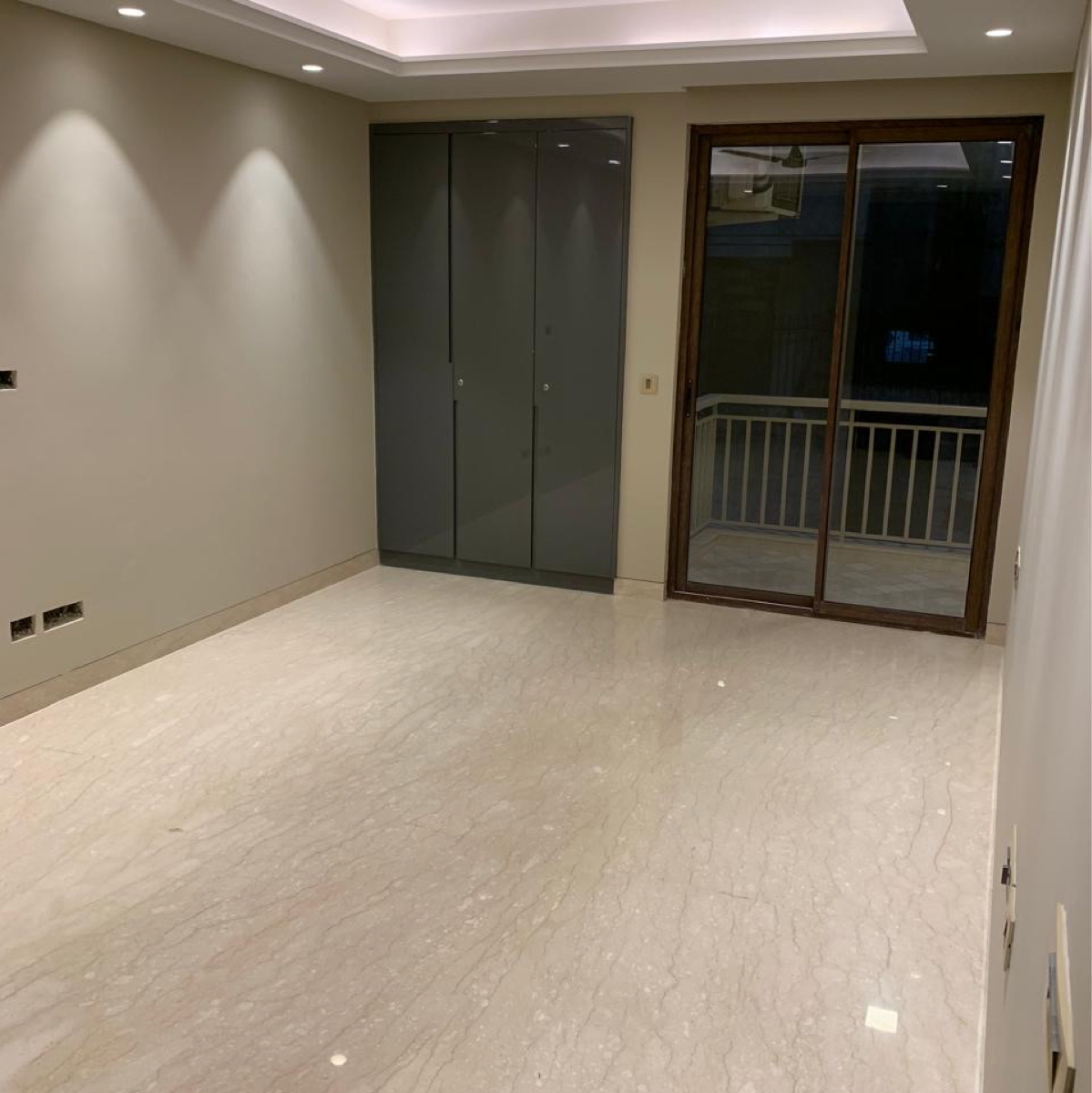4 BHK + Pooja Room Builder Floor For Sale in Floor
