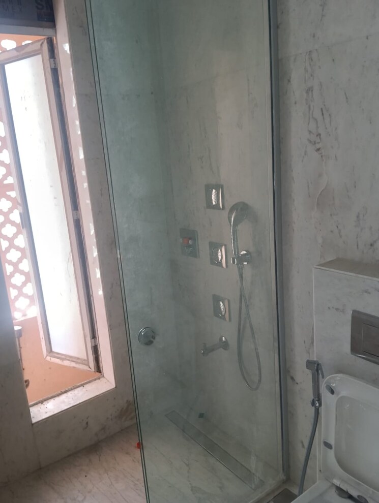 Bathroom, raj-villa-goregaon 3 Bedroom 1300 Sq.Ft. Apartment In Goregaon West Mumbai 9305252