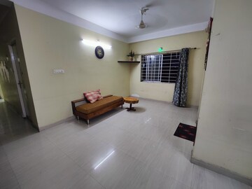 Living Room in 2 BHK Apartment at Sevoke Road – for Rent