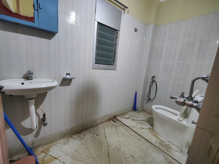 Bathroom, sevoke road 2 Bedroom 1100 Sq.Ft. Apartment In Sevoke Road Siliguri 9305274