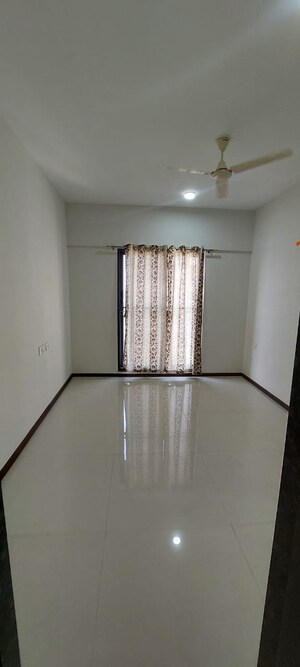 Room in 2 BHK Apartment at Malpani Vivanta, Balewadi – for Rent