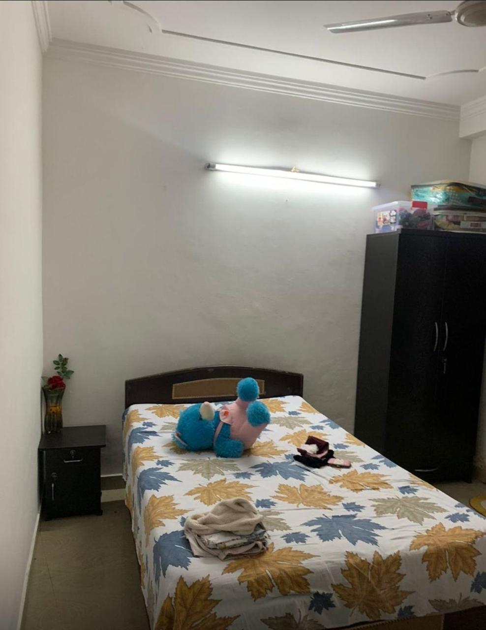 1 BHK + Servant Room Builder Floor For Rent in Lado Sarai 