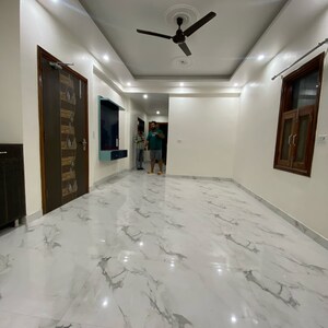 3 BHK Builder Floor For Rent in Chattarpur