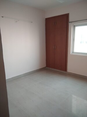 Room in 2 BHK Apartment at Nimbus The Hyde park, Sector 78 – for Rent