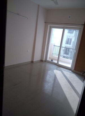 Room in 2 BHK Apartment at Nimbus The Hyde park, Sector 78 – for Rent