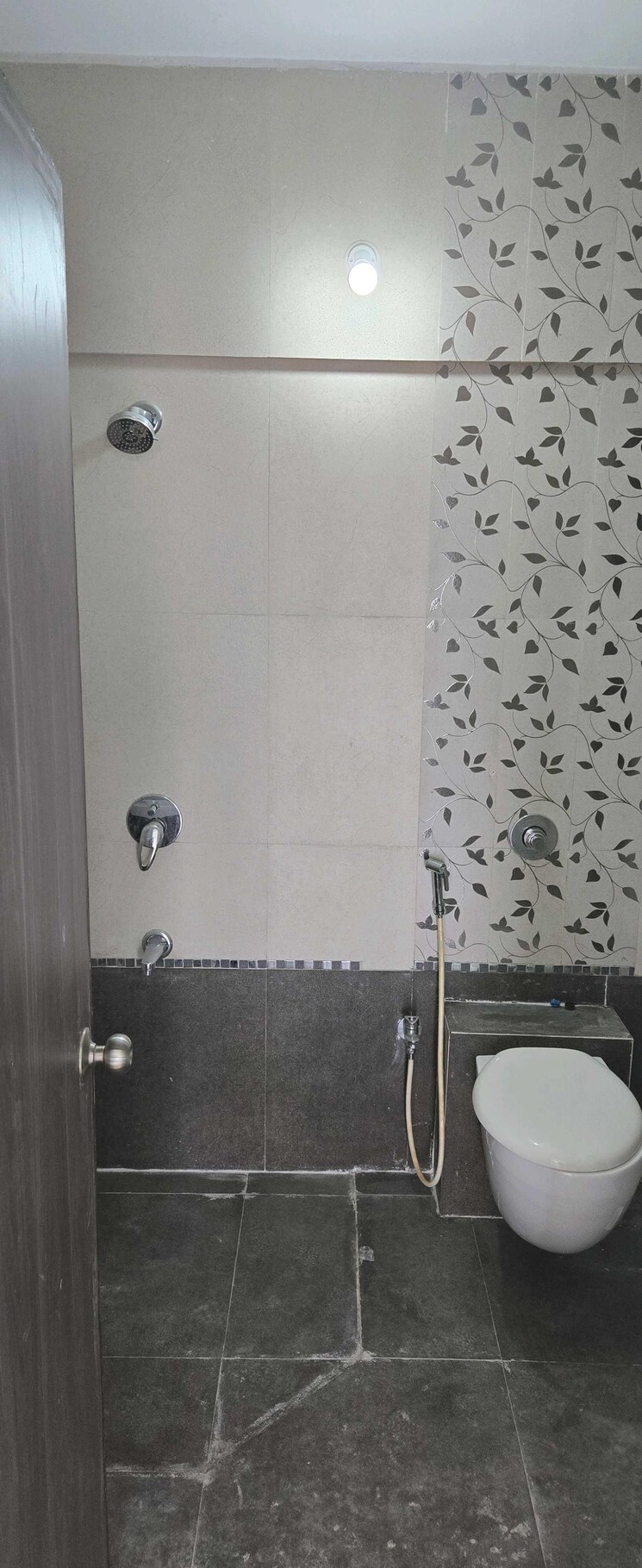 Bathroom, hdil-metropolis-residences 3 Bedroom 1365 Sq.Ft. Apartment In Andheri West Mumbai 9305332