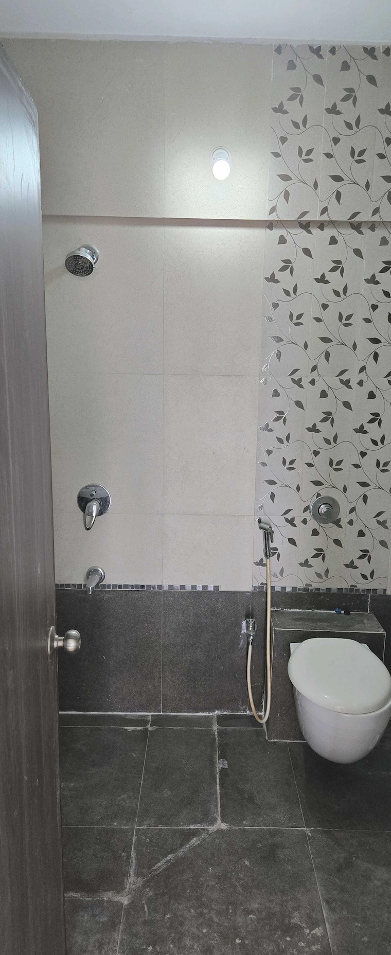 Bathroom, hdil-metropolis-residences 3 Bedroom 1365 Sq.Ft. Apartment In Andheri West Mumbai 9305332