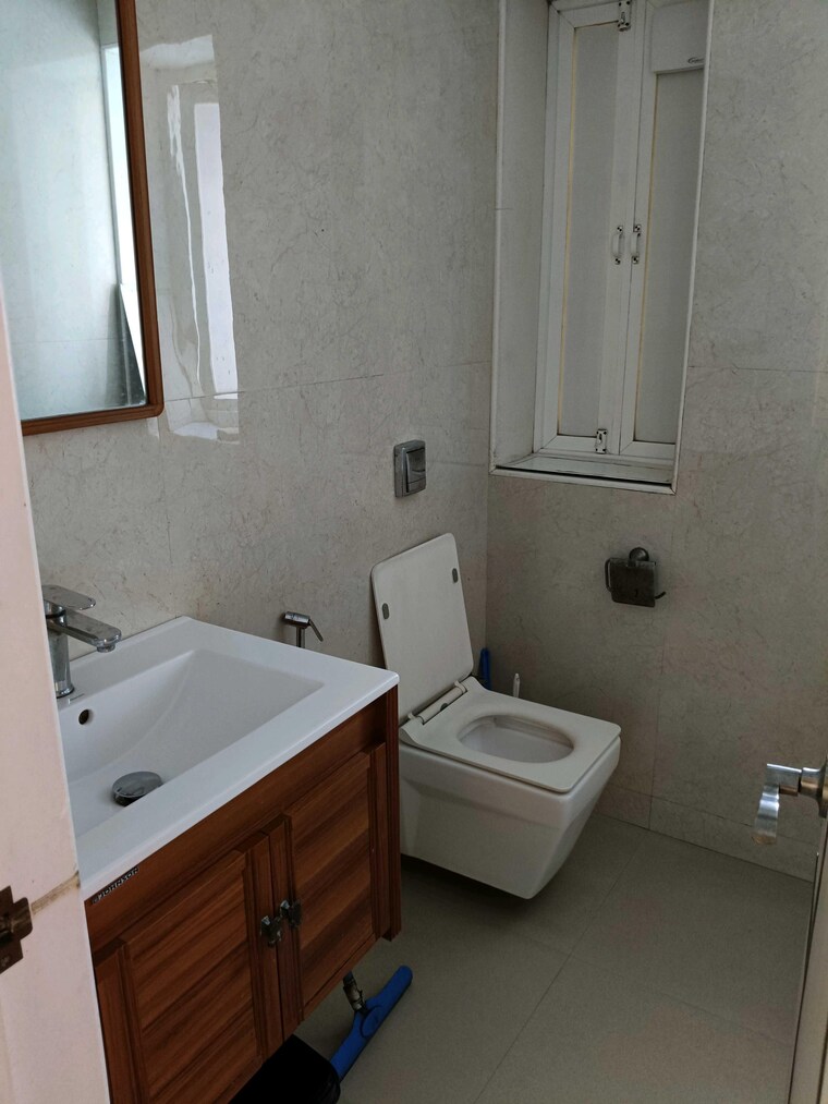 Bathroom, tranquility-apartments 2 Bedroom 807 Sq.Ft. Apartment In Andheri West Mumbai 9305335