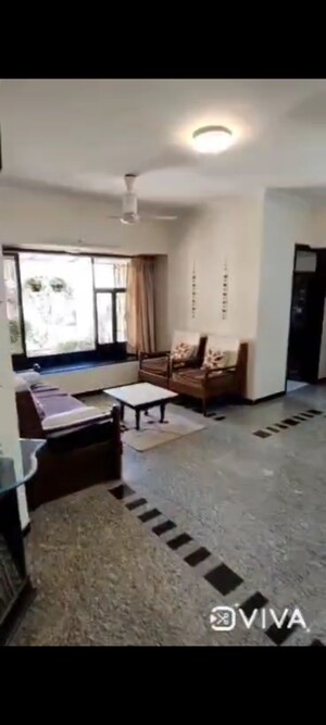 Team Area in 3 BHK Apartment at Green View Goregaon, Goregaon East – for Rent