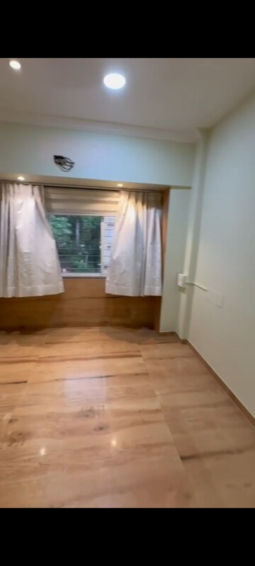 Building Lobby in 2 BHK Apartment at Best Complex Andheri West, Andheri West – for Rent