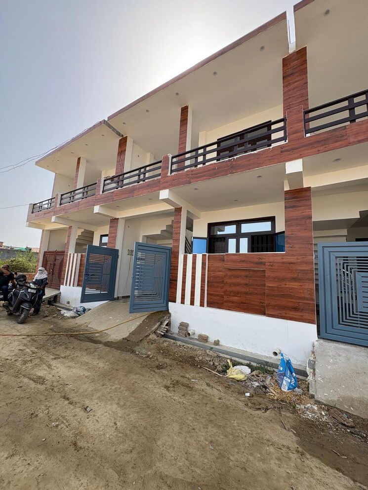 Exterior View, tiwaripur 3 Bedroom 1400 Sq.Ft. Independent House In Tiwaripur Lucknow 9305363