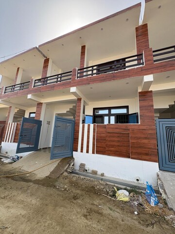 3 BHK Independent House For Sale in Tiwaripur